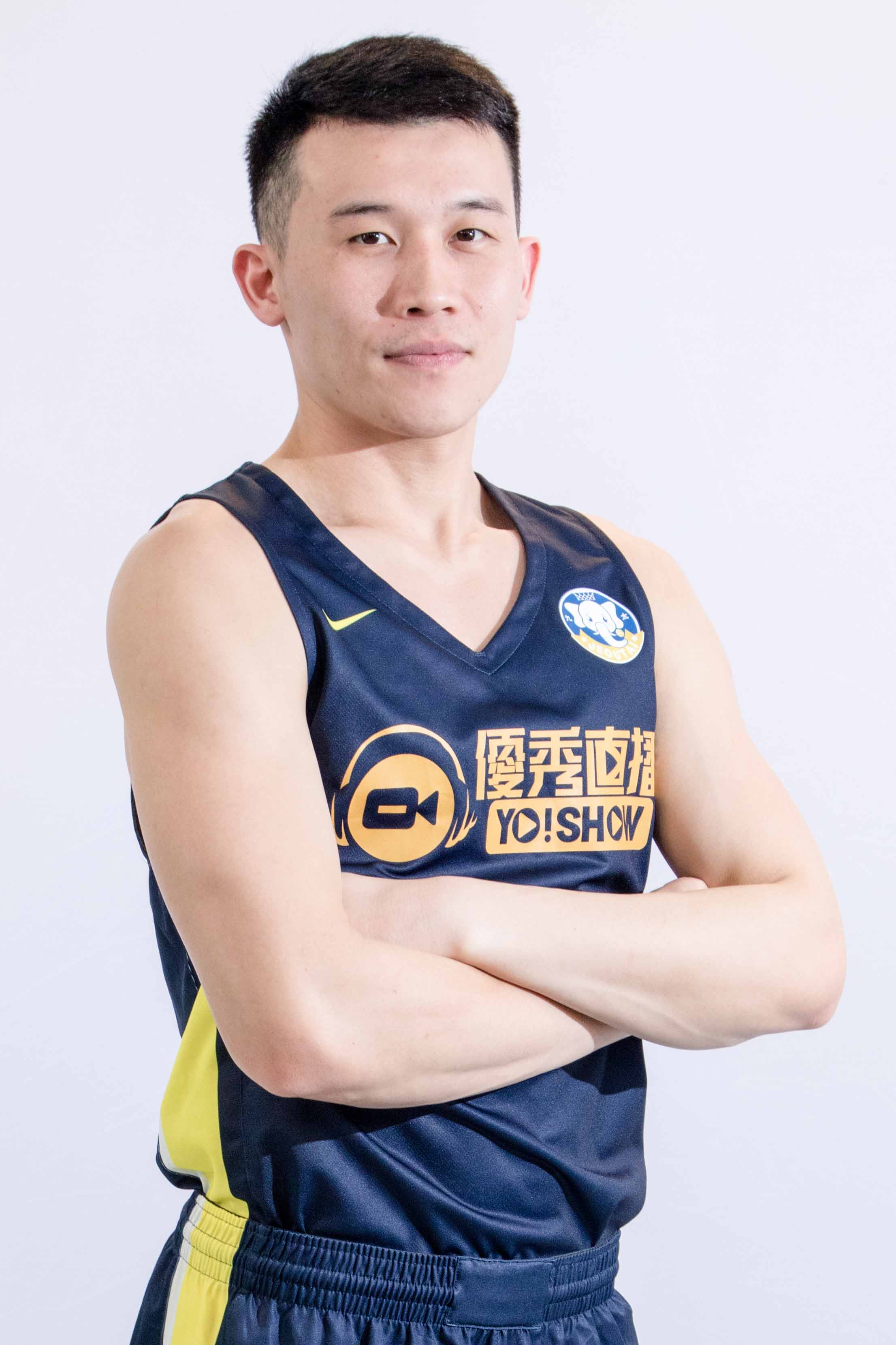 https://img.da-china.com/img/basketball/player/ea1ea5405bb6a79ea8aeee45b02cde01.png